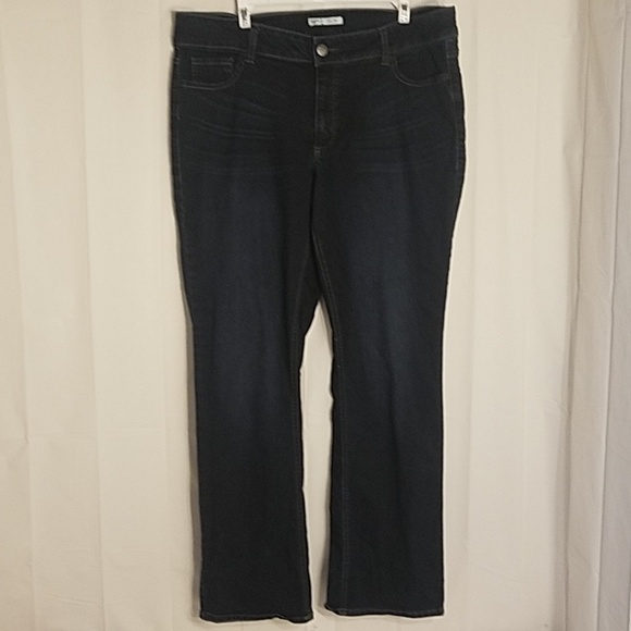 Riders by Lee Denim - Riders Mid Rise Straight Leg Size 18 Jean's. A0240